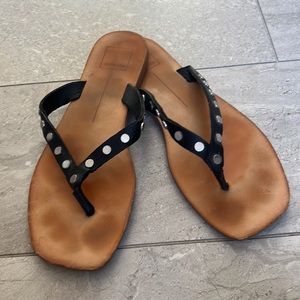 Dolce vita size 8 flip flop sandals